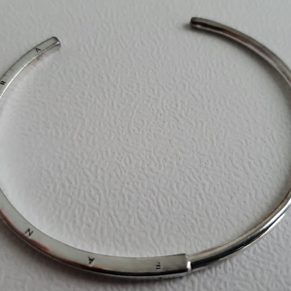 Pandora Signature I-D bangles - Picture 4 of 8